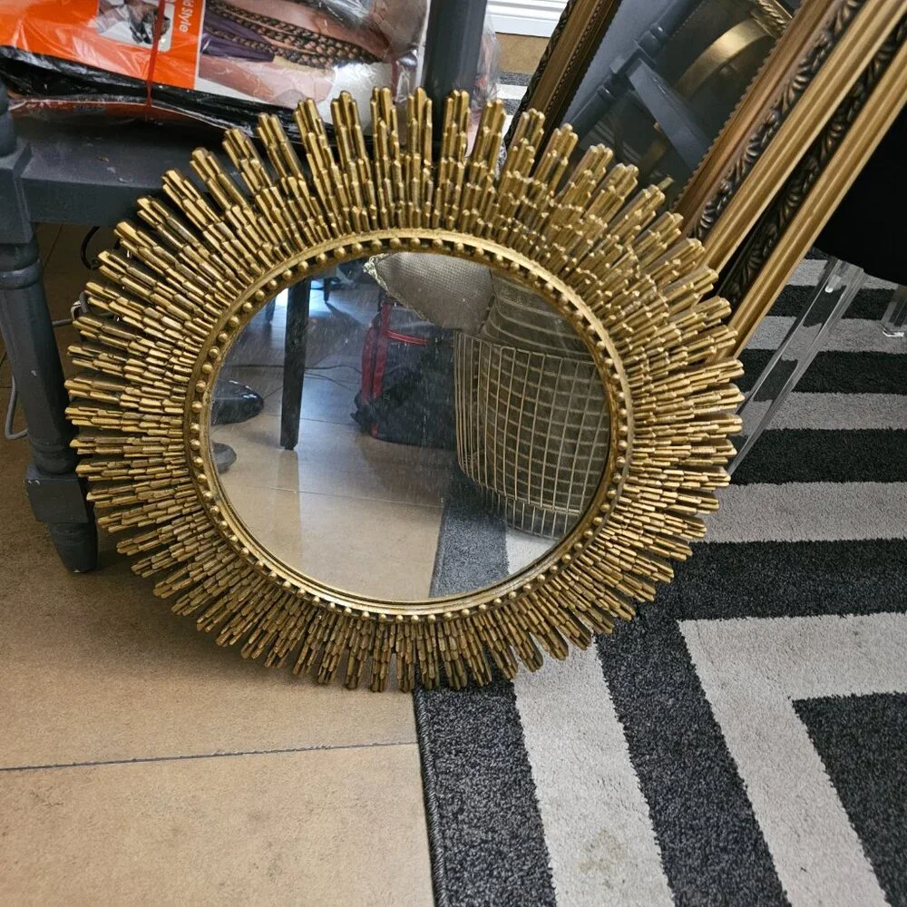 GOLD ROUND MEDIUM SZ MIRROR